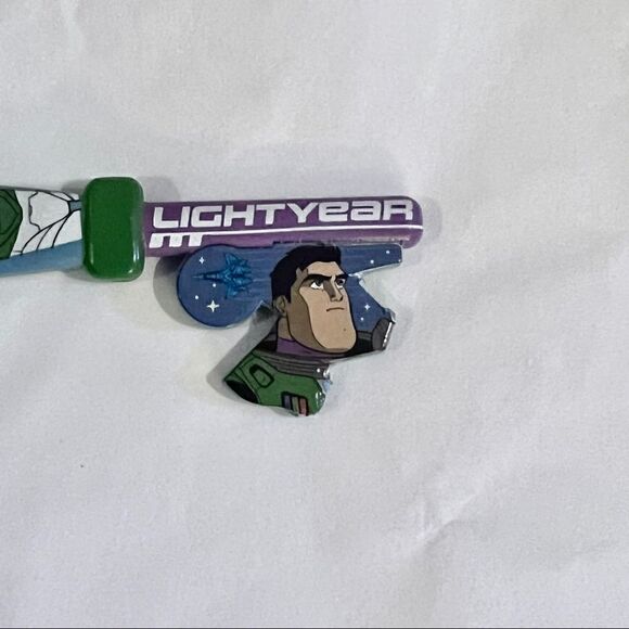 KEY Lightyear Collectable Key Disney Pixar NEW 2022 Limited - Picture 5 of 7